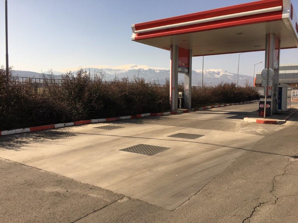 Easily removable Fibrelite covers installed for LUKOIL in Bulgaria